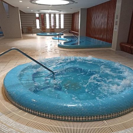 Luxury Apartment Dunapest With Spa And Pool Budapest Eksteriør billede