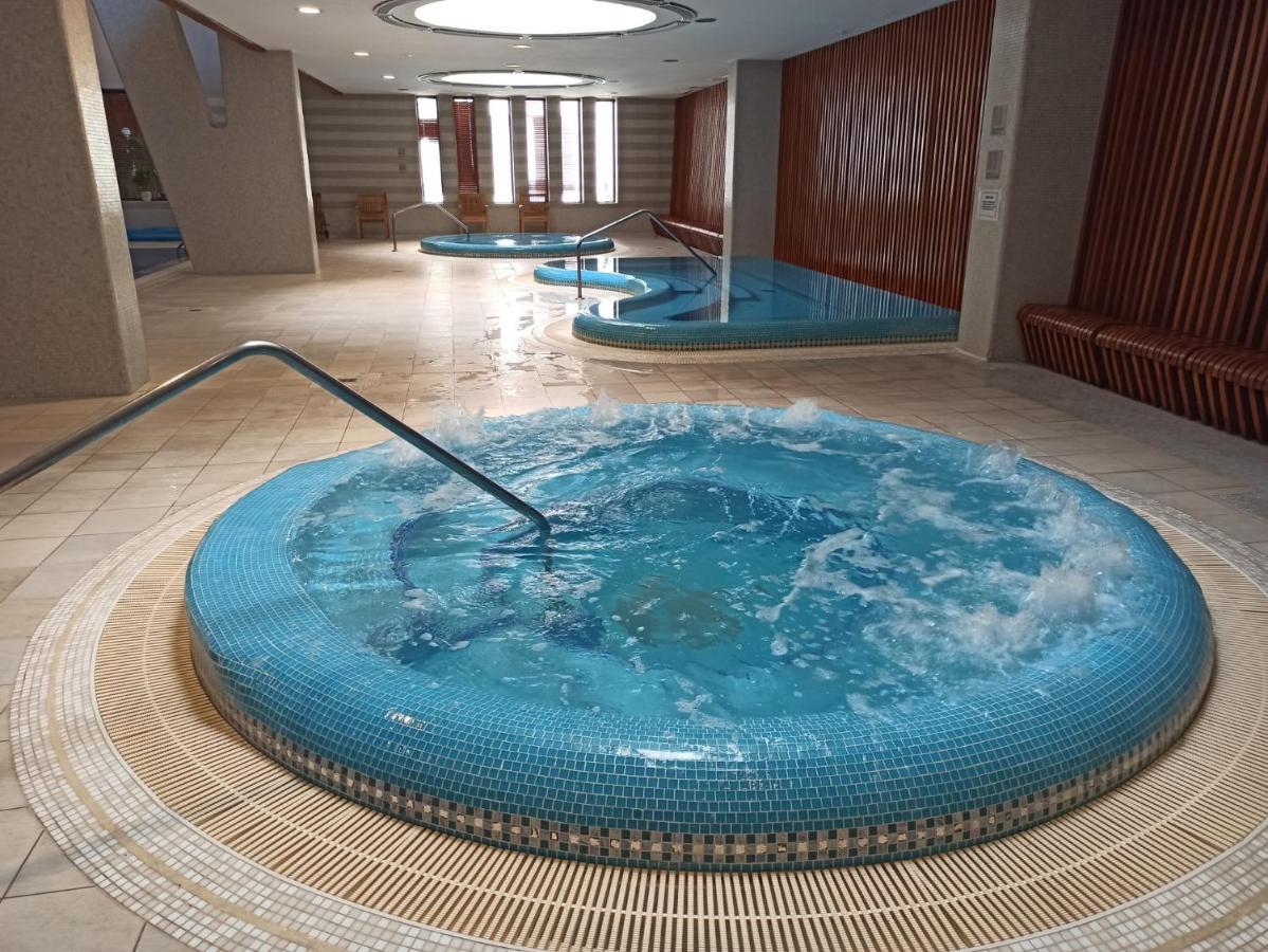 Luxury Apartment Dunapest With Spa And Pool Budapest Eksteriør billede